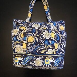 Vera Bradley Floral Tote in retired Ellie Blue pattern